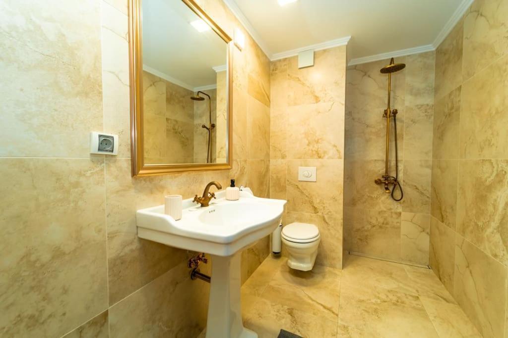 Lux Apart Karlovo Bagian luar foto